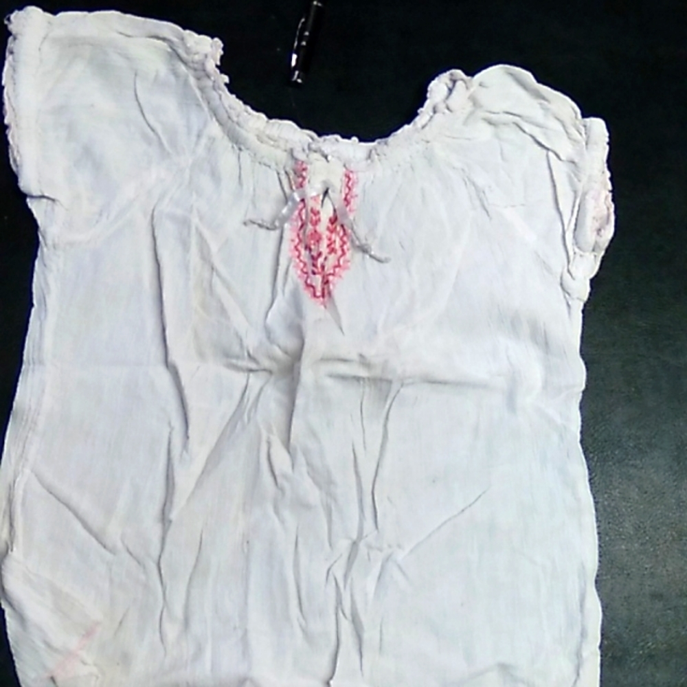 Girls 4T top